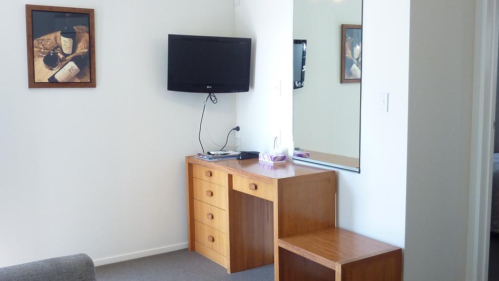Colonial Inn Motel Christchurch Extérieur photo