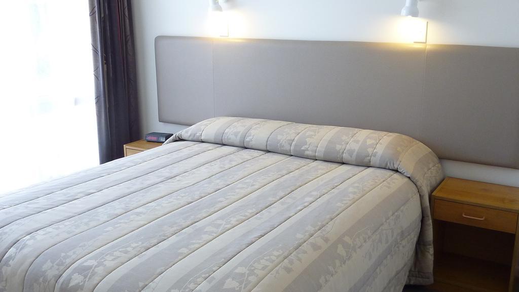 Colonial Inn Motel Christchurch Extérieur photo