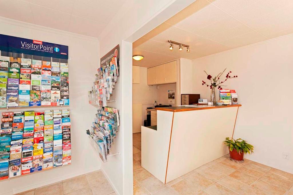Colonial Inn Motel Christchurch Extérieur photo